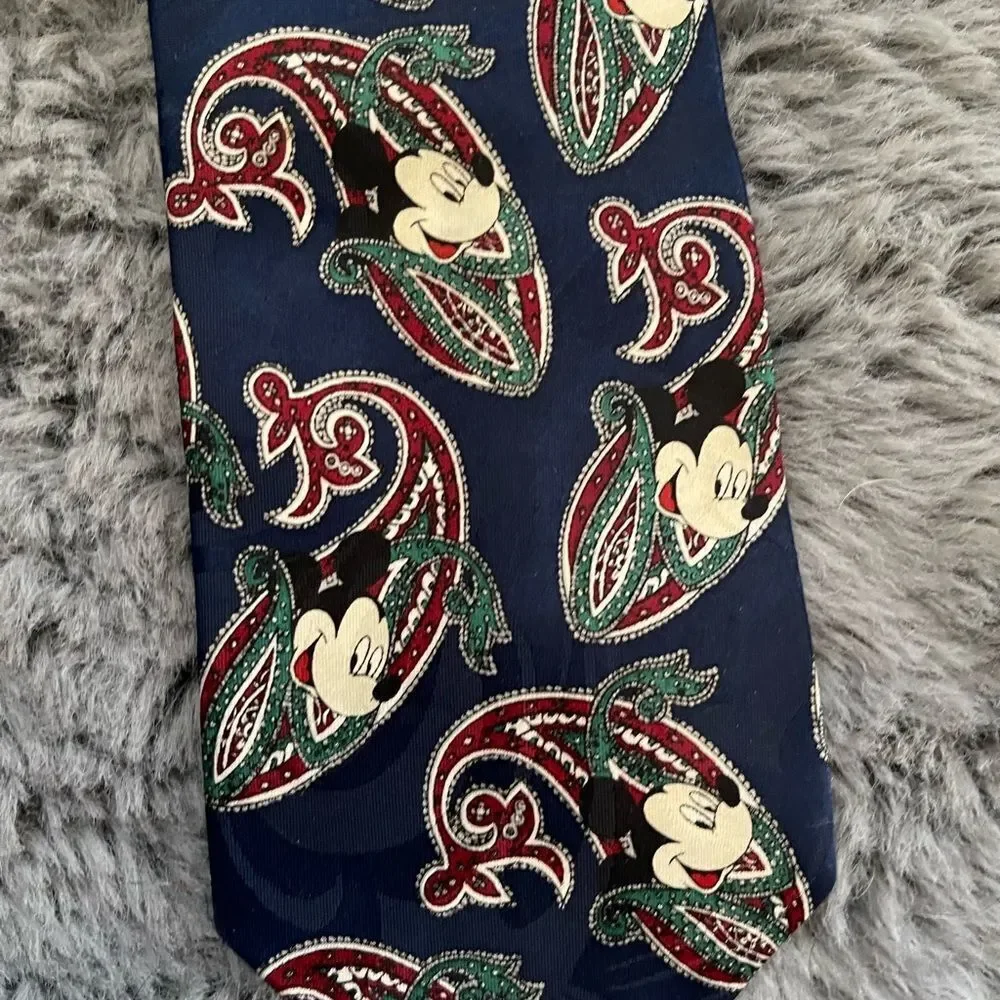 Vintage Mickey Mouse paisley tie‎